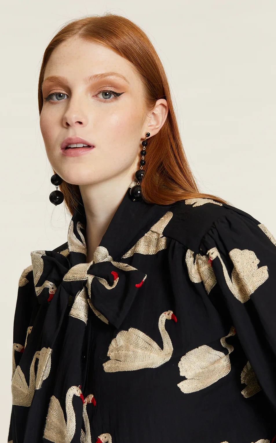 Pepaloves - Shirt With Bow And Embroidered Swans