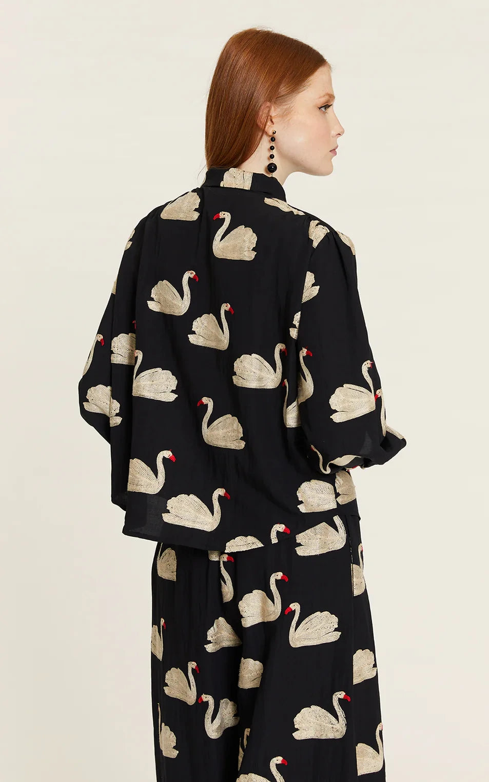 Pepaloves - Shirt With Bow And Embroidered Swans
