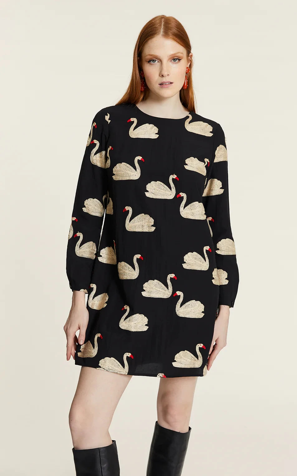 Pepaloves - Short Dress Embroidered Swans