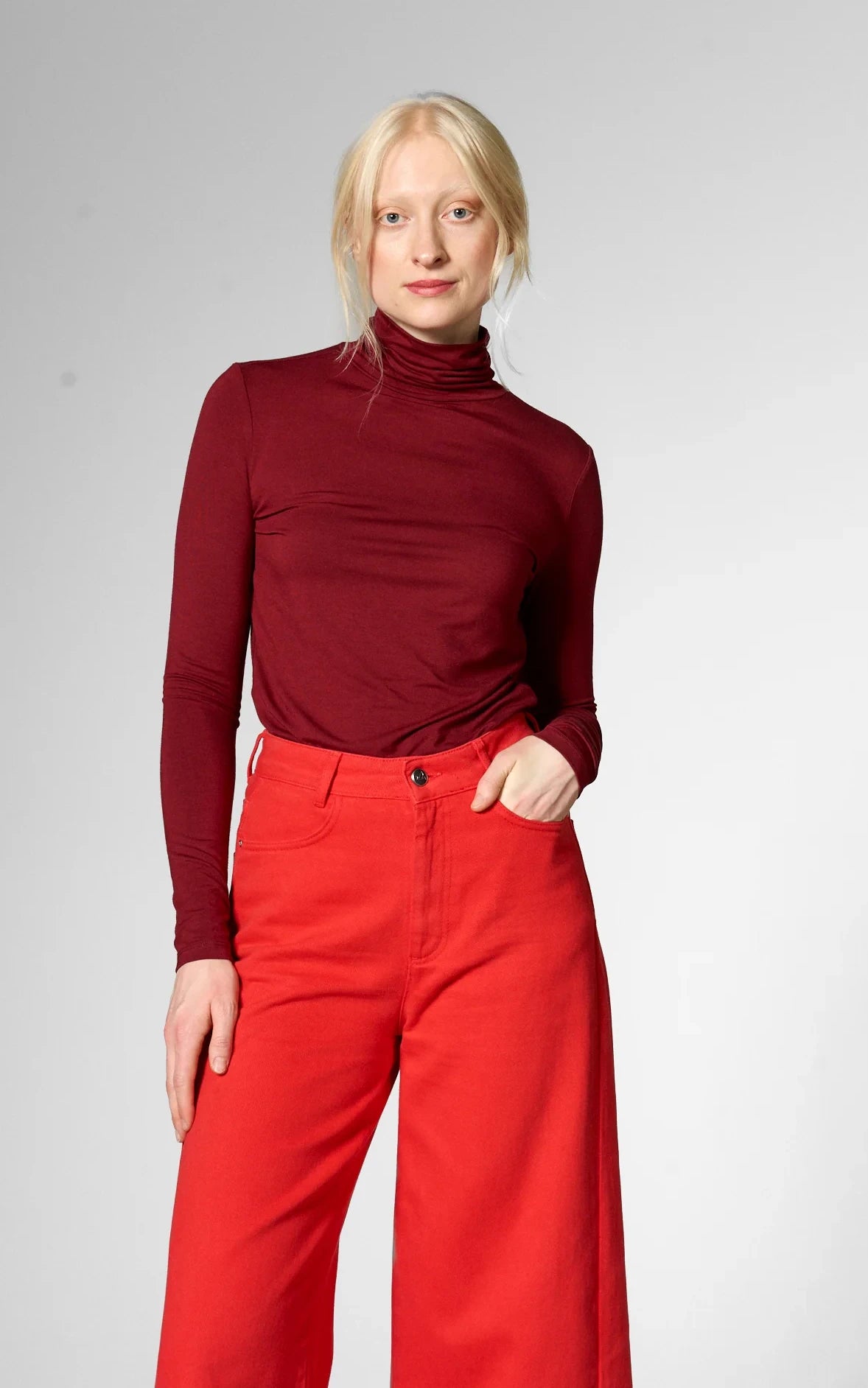 Stay Forever Rollneck Red