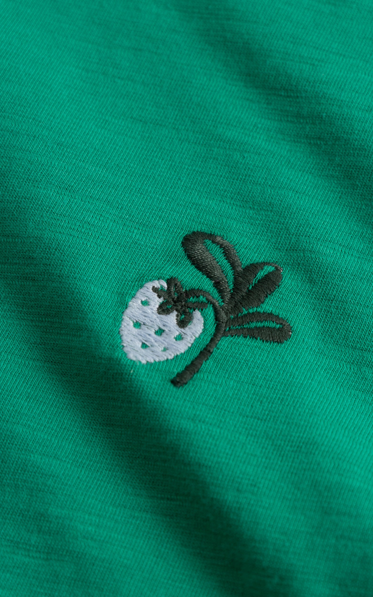 Mademoiselle YéYé - Strawberry T-shirt Pepper Green