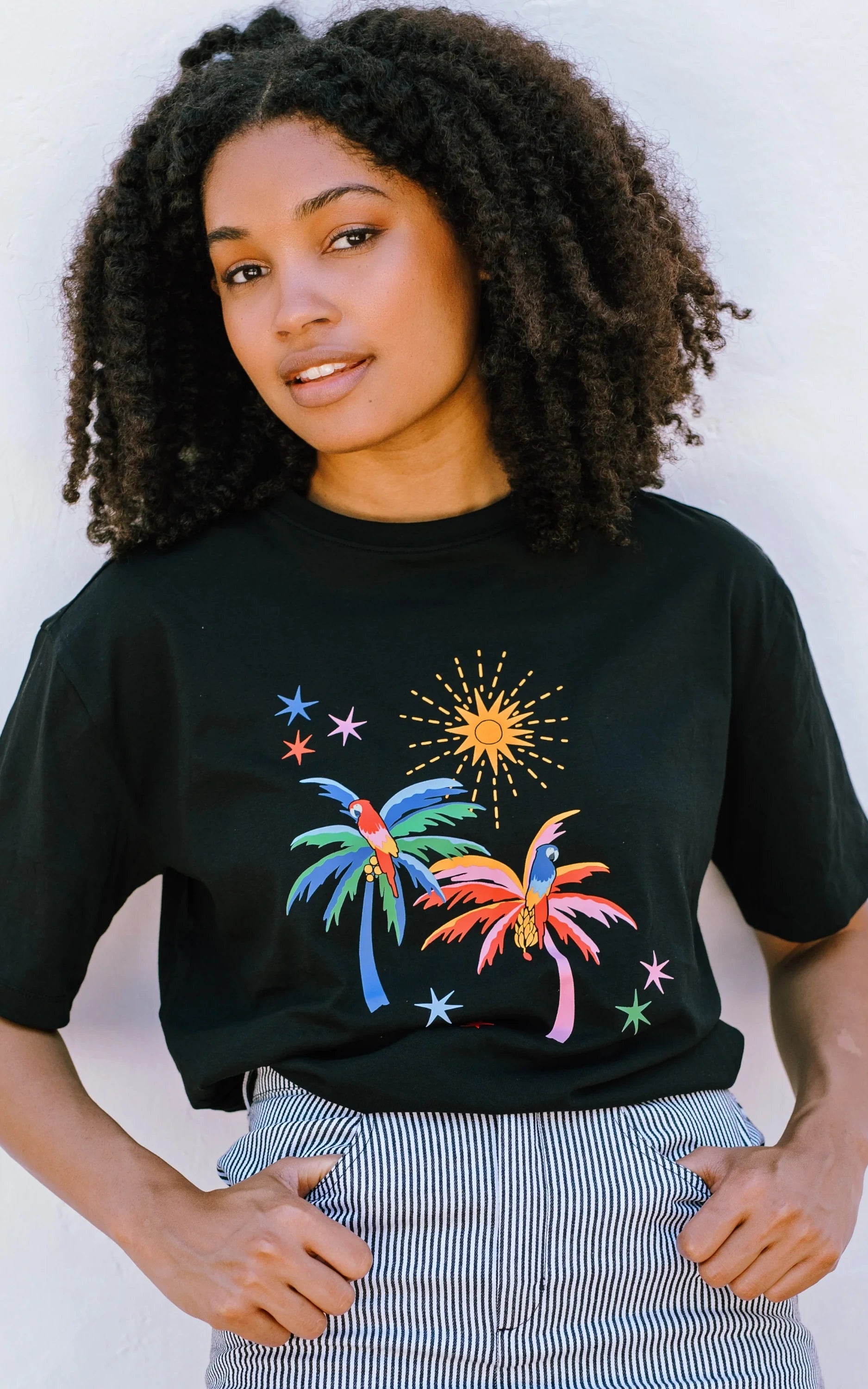Sugarhill Brighton - Kinsley Relaxed T-Shirt Black Palms & Sunshine