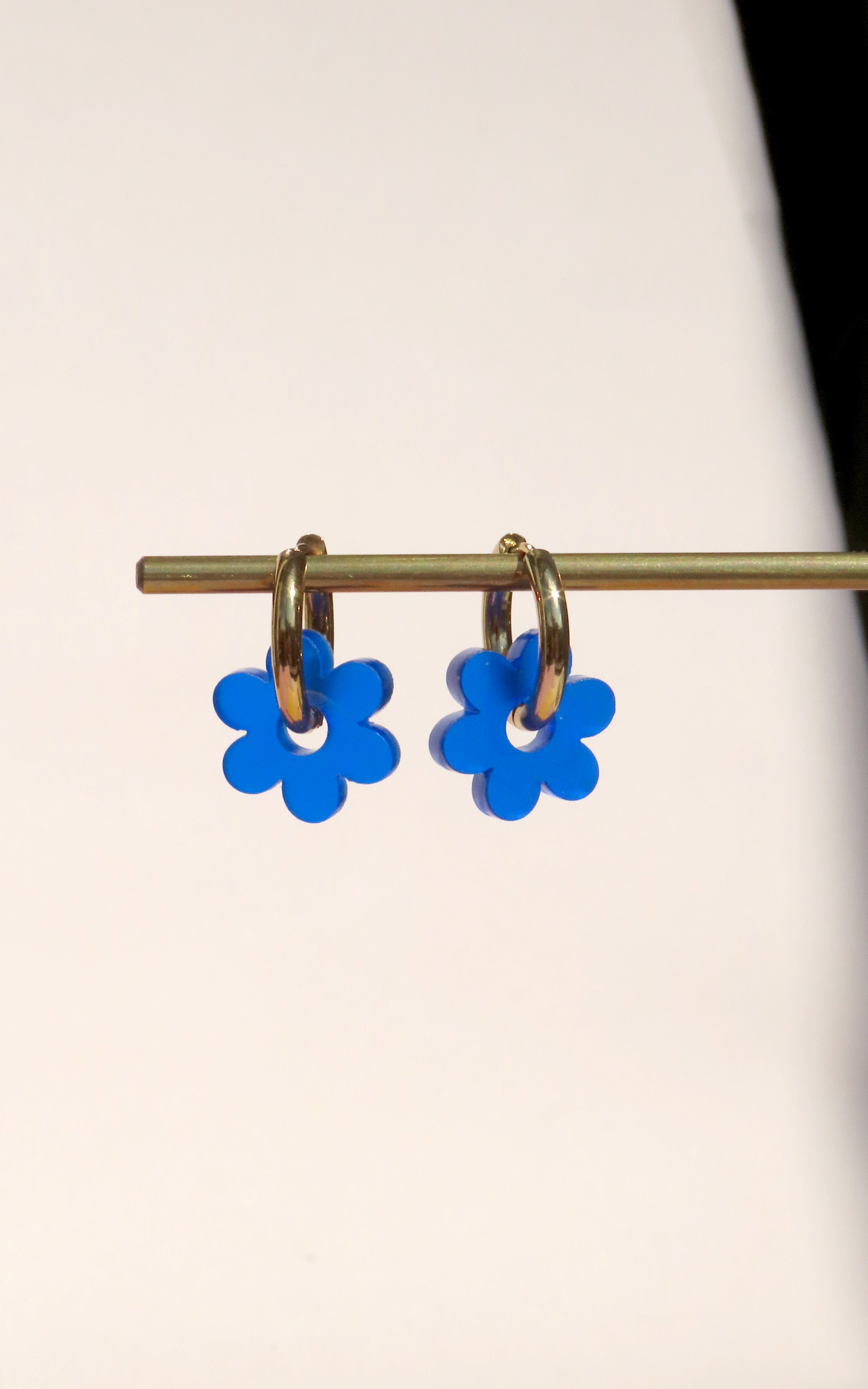 Flower Hoops Oorbellen Kobalt Blauw