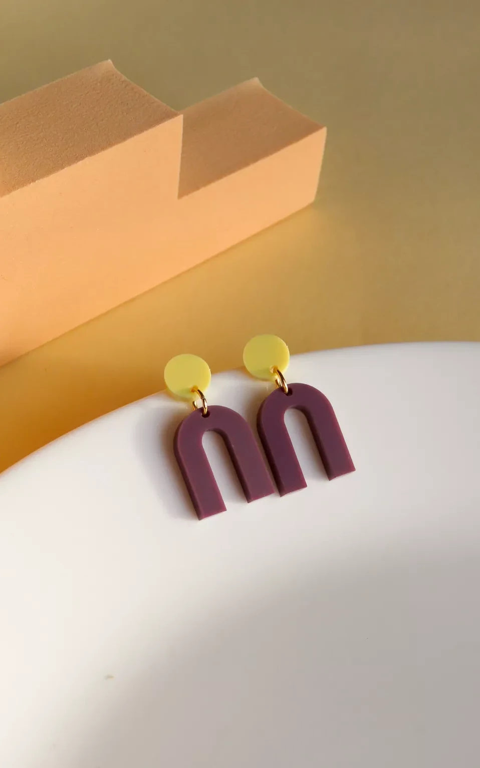 Mini Arch Yellow Plum