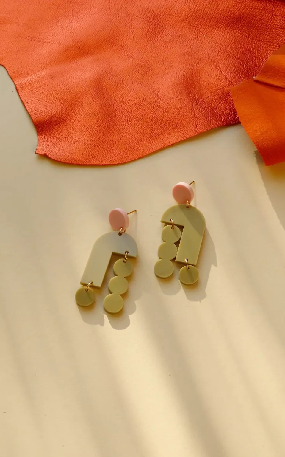 Cinnamon Earrings Pink Olive