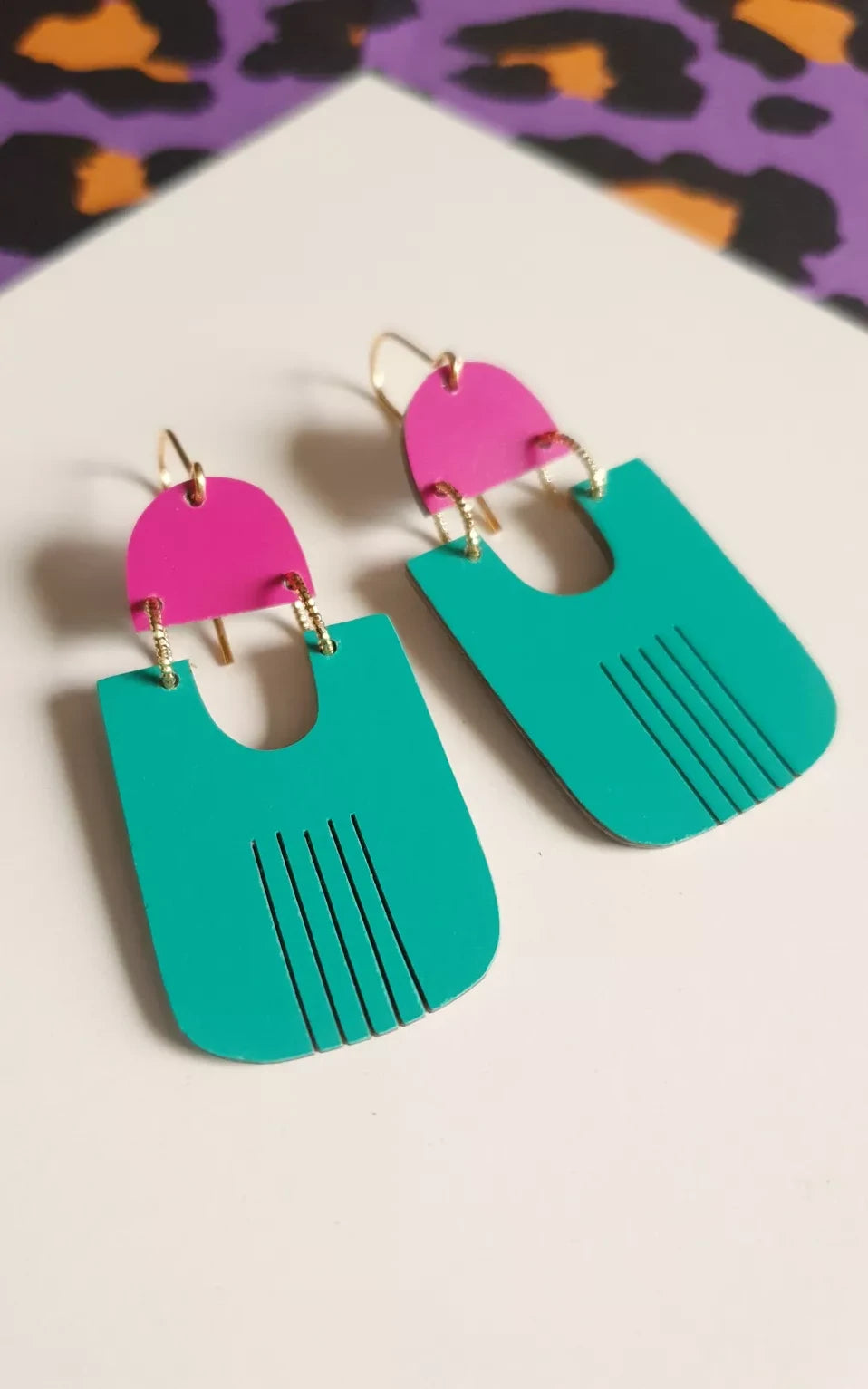 Bobbies Earrings Fuchsia Turquoise