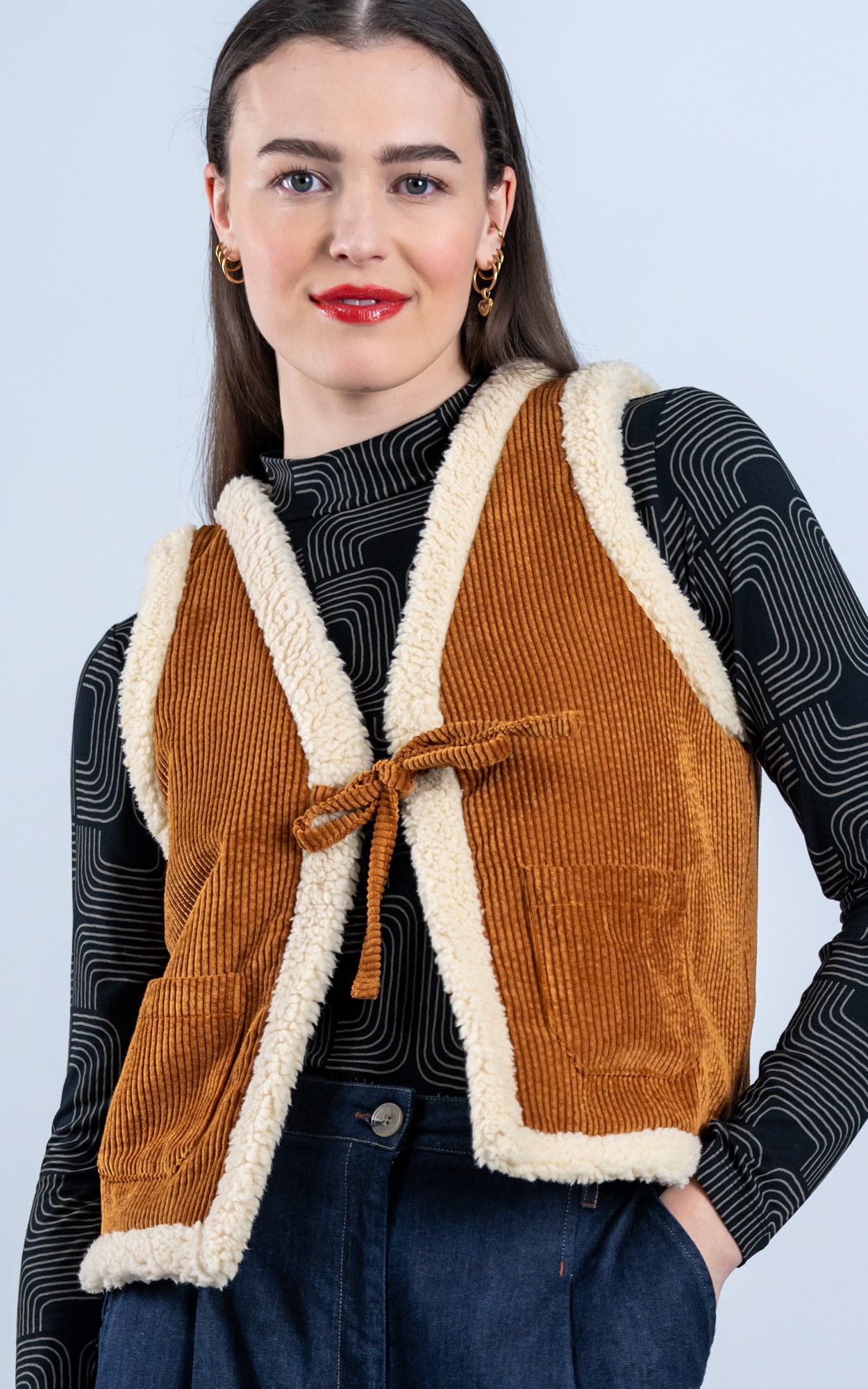 Mademoiselle YéYé - Cozy Retro Hug Vest