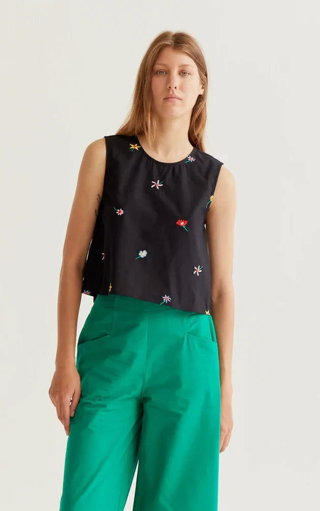 Compania Fantastica - Black Gardener Flowers Print Tank Top