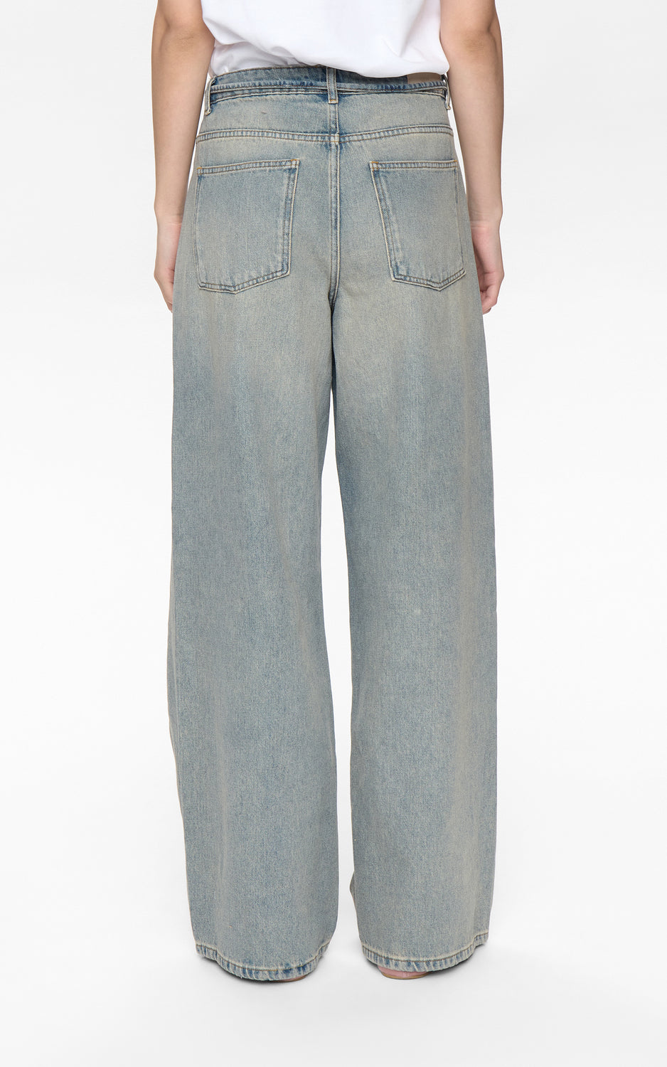 Nümph - Nubrooklyn Wide Jeans Light Tinted Blue Denim