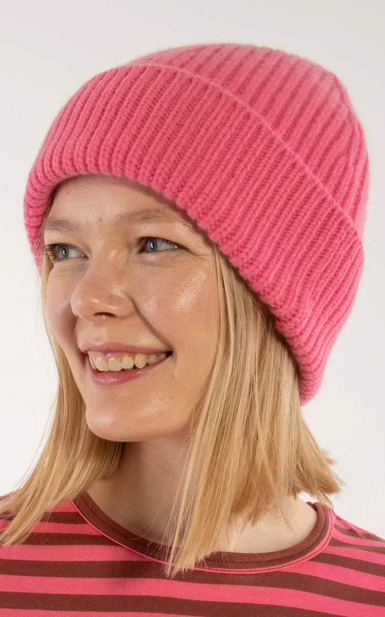 Danefae - Danewarm Thoughts Beanie Spicy Pink