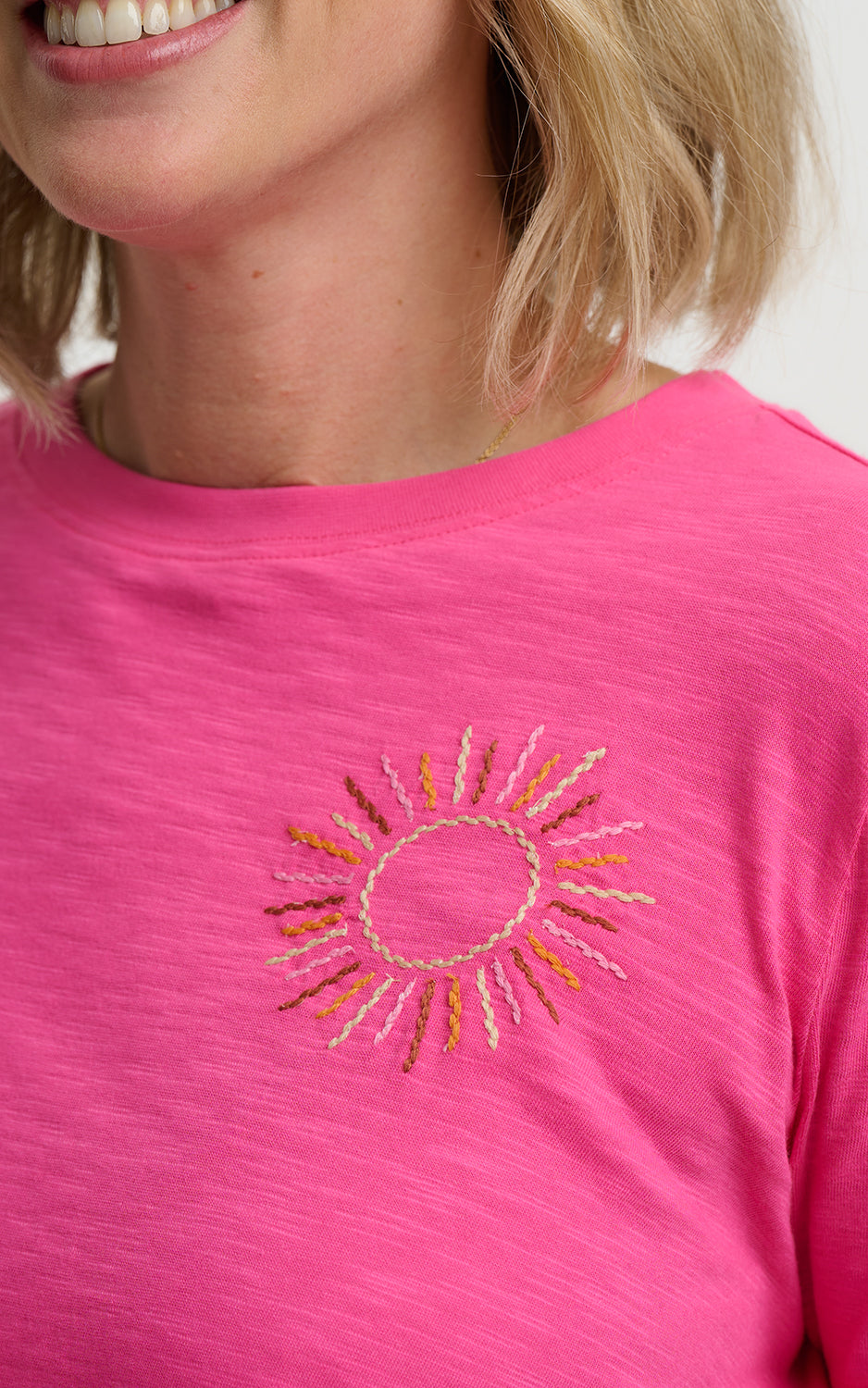 Sugarhill Brighton - Shelby Boxy T-shirt Hot Pink Sunshine