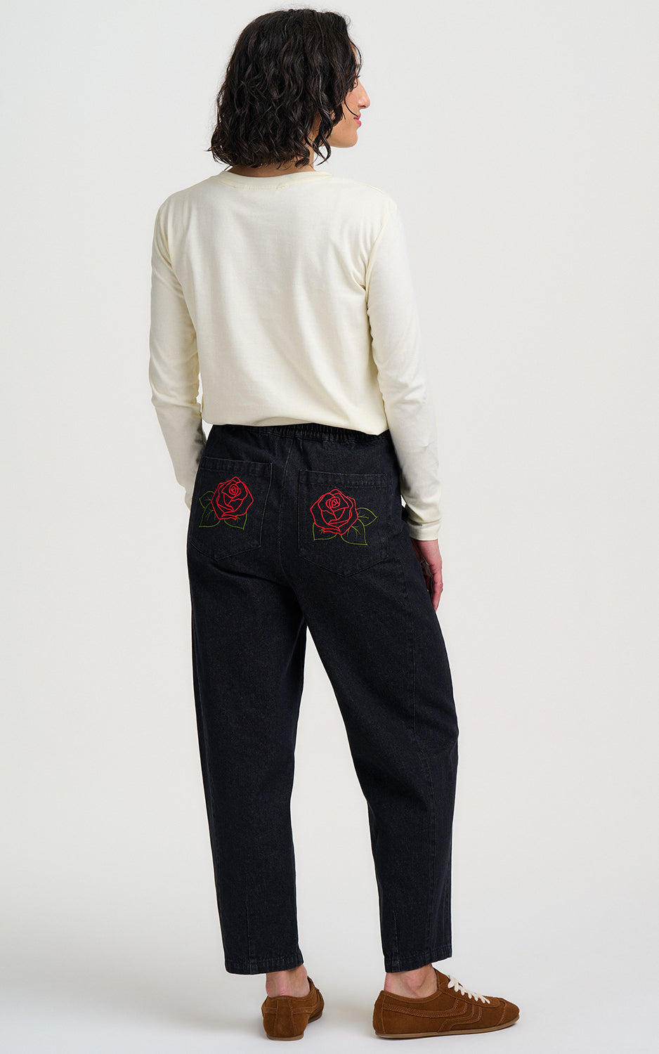 Sugarhill Brighton - Mila Barrel Leg Trousers Washed Black Roses