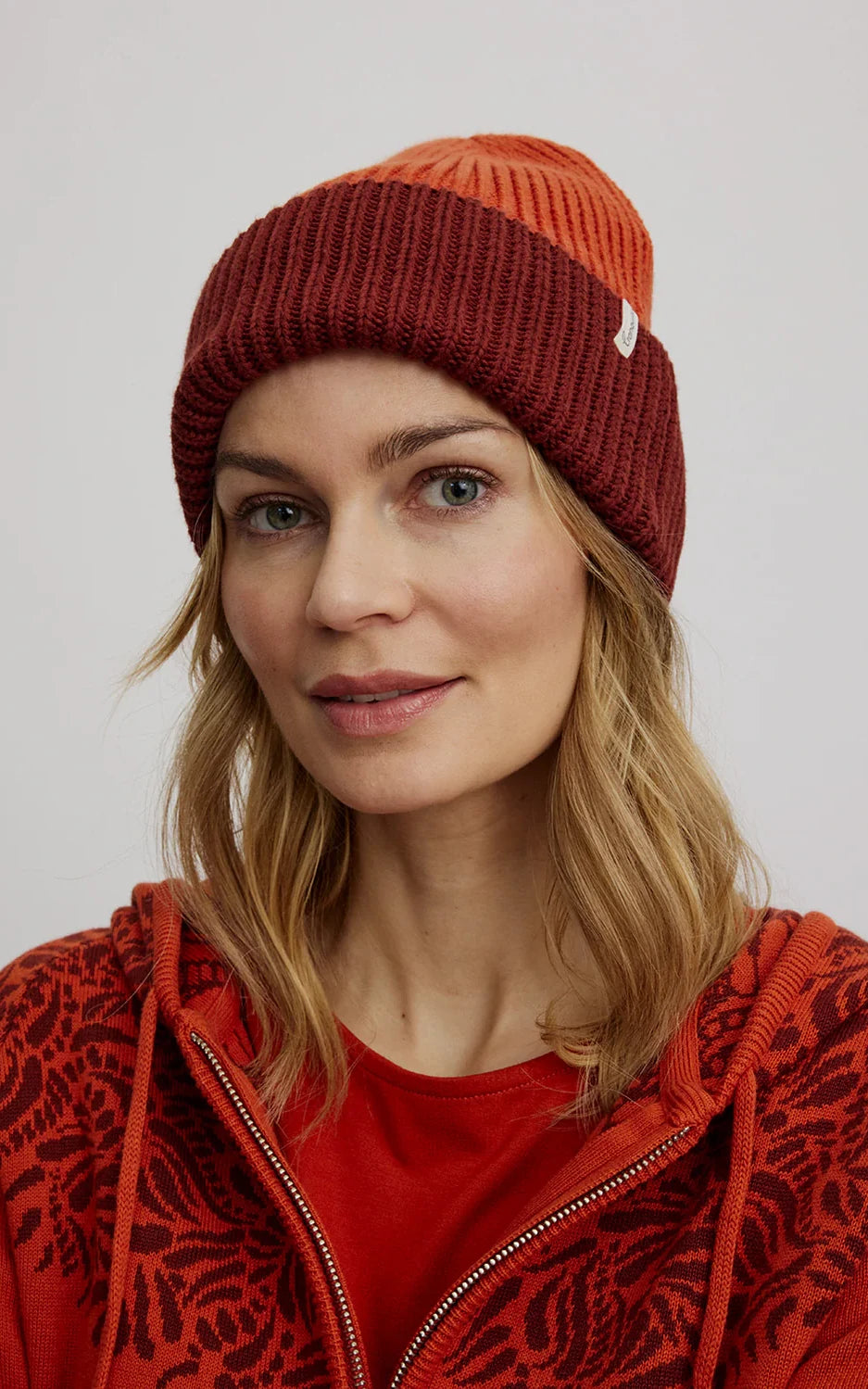 Tranquillo - Cosy Knitted Hat Rooibos